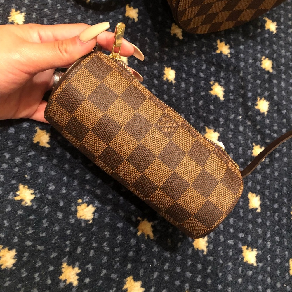 LV BAG - Picture 2 of 3